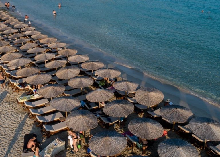 Στη δημοσιότητα επιπλέον 413 παραβάσεις στον αιγιαλό