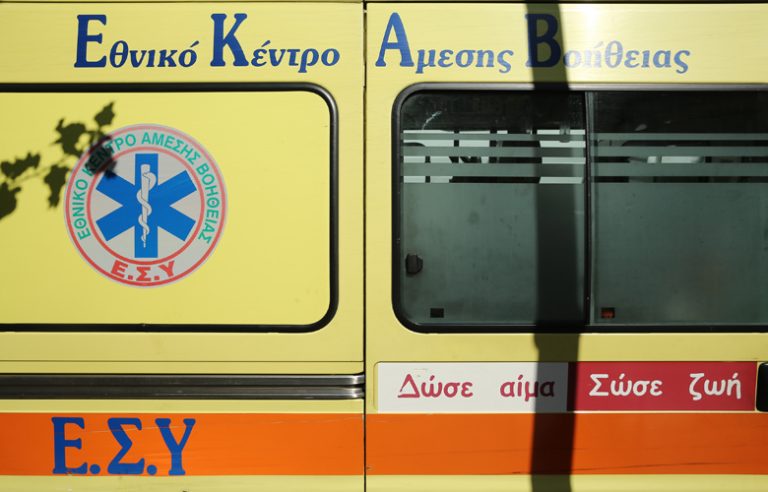 Γυναίκα απανθρακώθηκε στη Φωκίδα – Κάηκε στο αυτοκίνητό της μετά από σύγκρουση με λεωφορείο