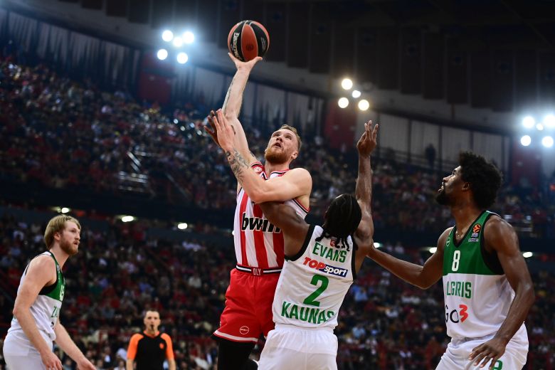 Euroleague: Άνετα ο Ολυμπιακός κέρδισε την Ζαλγκίρις στο ΣΕΦ