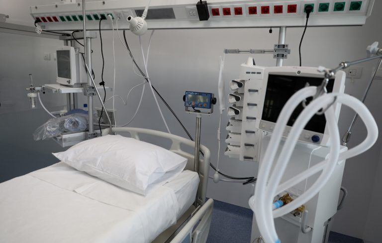 Παλεύει για τη ζωή της στην εντατική η 16χρονη που δοκίμασε κοκτέιλ ναρκωτικών – Στον ανακριτή πέντε από τα έξι μέλη της σπείρας