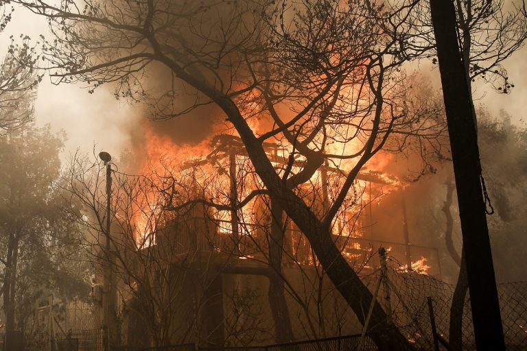 Δίκη για την τραγωδία στο Μάτι: «Τα λόγια είναι περιττά» είπε ο πρώην αρχηγός της Πυροσβεστικής