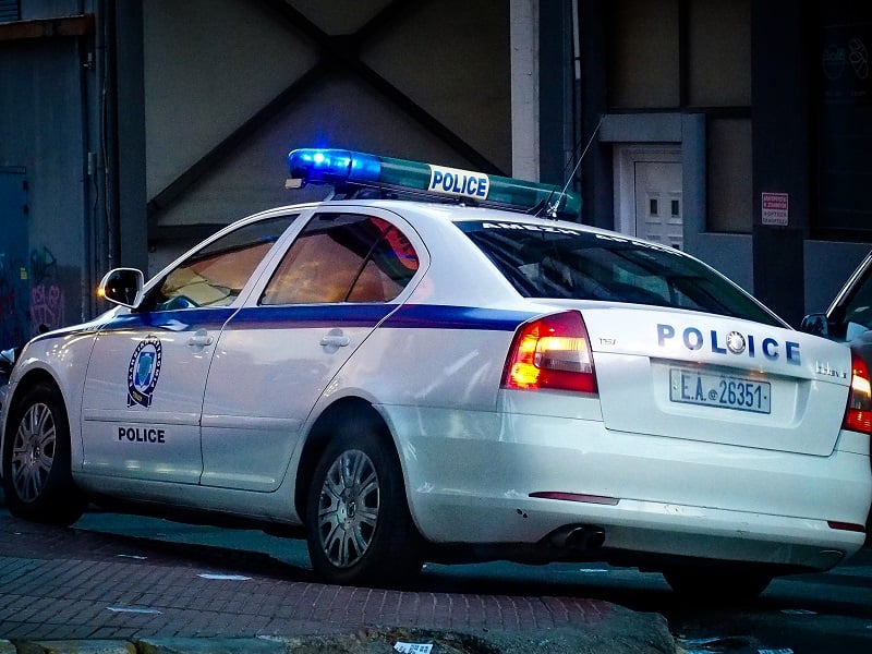 Συνελήφθη δραπέτης που είχε τραυματίσει θανάσιμα ηλικιωμένη προσπαθώντας να την ληστέψει στη Νίκαια
