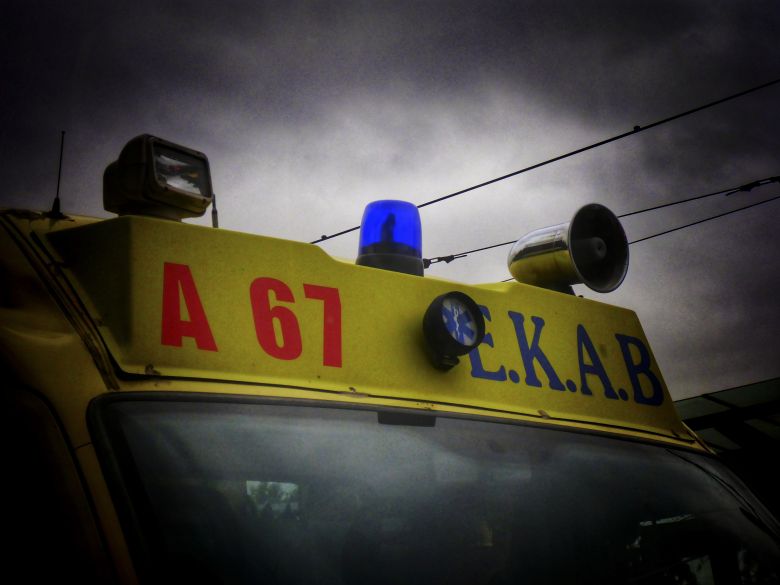 Ένας 44χρονος υπέστη ανακοπή καρδιάς μέσα στο αυτοκίνητο του στον Κρουσώνα Ηρακλείου