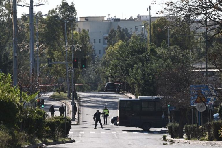 Ανάληψη ευθύνης για τη βόμβα στα ΜΑΤ: «Αυτή τη φορά ήσασταν τυχεροί», απειλούν οι τρομοκράτες