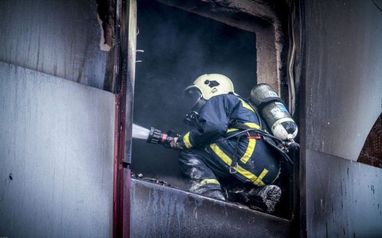 Φωτιά σε διαμέρισμα στη Νικόπολη Θεσσαλονίκης