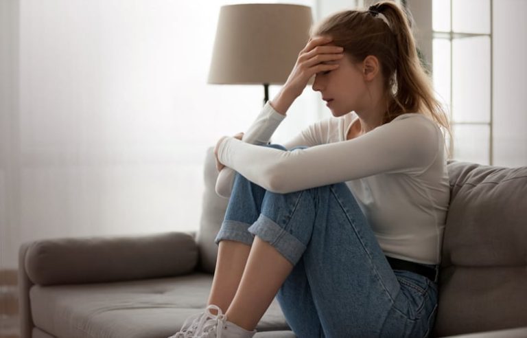 Το αυχενικό προτιμά γυναίκες στη μέση ηλικία και άτομα που κάνουν καθιστική ζωή