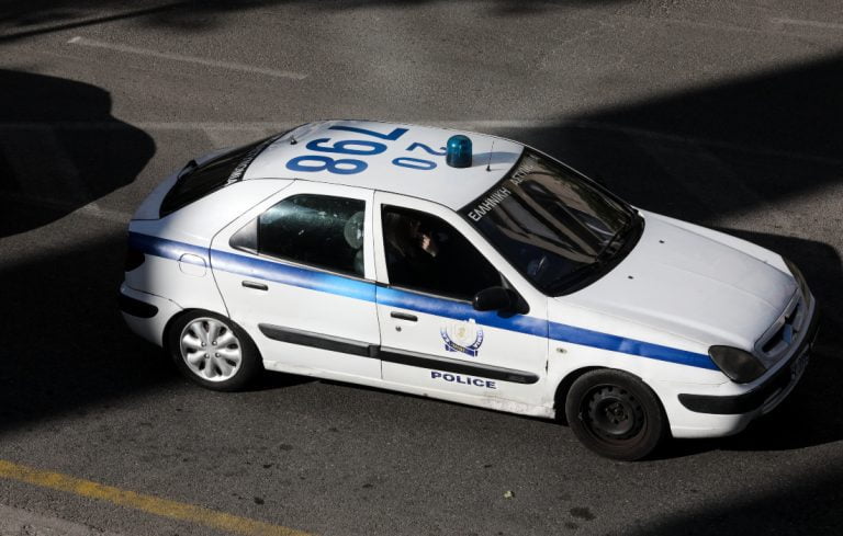 Θεσσαλονίκη: Αστυνομικοί άνοιξαν τον δρόμο για τη μεταφορά βρέφους 16 μηνών στο νοσοκομείο