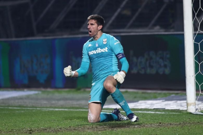 Κύπελλο Ελλάδας: Μεγάλη πρόκριση του Άρη στους «8» αποκλείοντας την ΑΕΚ στα πέναλτι με «ήρωα» τον Κουέστα