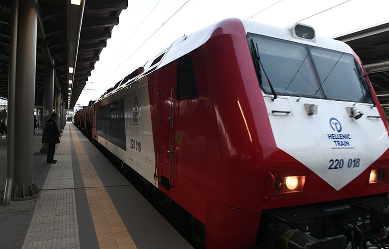 Διακόπηκε η κυκλοφορία των τρένων λόγω φωτιάς μεταξύ Λάρισας και Λιτόχωρου