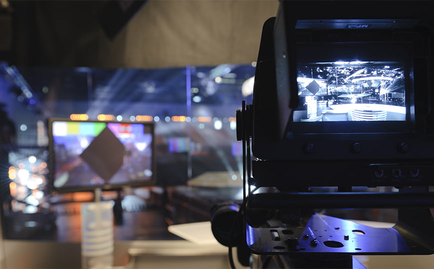 Χαμός με γνωστό τηλεπαρουσιαστή: Προκάλεσε αναστάτωση για «ύποπτο» όχημα που ήταν παρκαρισμένο έξω από το σπίτι του