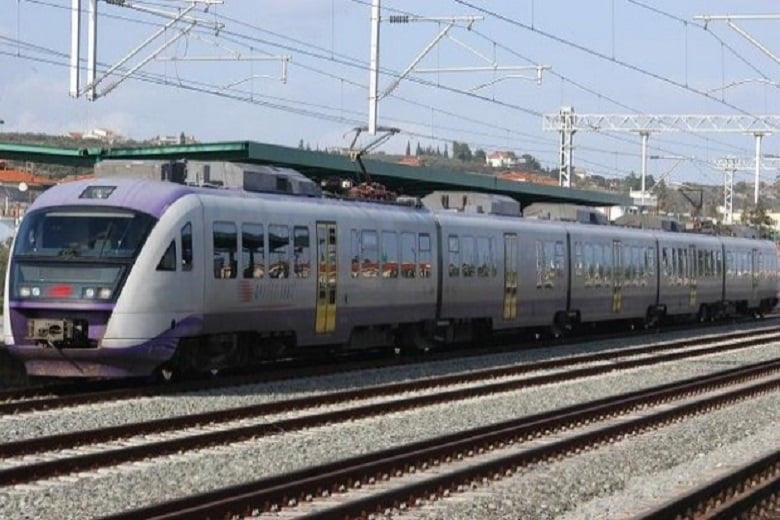 Καθυστερήσεις στα δρομολόγια του προαστιακού για το αεροδρόμιο «Ελευθέριος Βενιζέλος»