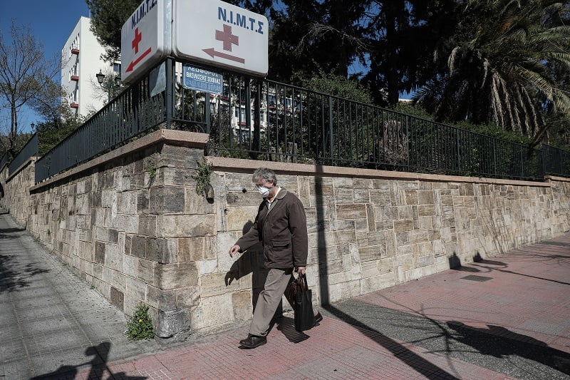 Κορονοϊός: Το νοσοκομείο ΝΙΜΤΣ παραχωρεί 50 κλίνες νοσηλείας, αυξημένης φροντίδας και ΜΕΘ