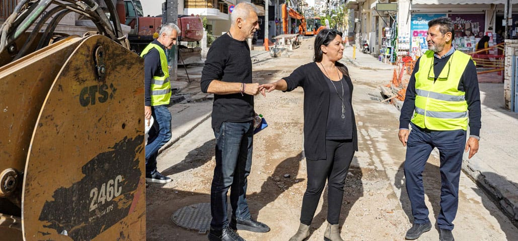 Αυτοψία Δημάρχου Πειραιά Γιάννη Μώραλη και Αντιπεριφερειάρχη Πειραιά Σταυρούλας Αντωνάκου σε αντιπλημμυρικό έργο στην Ε’ Δημοτική Κοινότητα