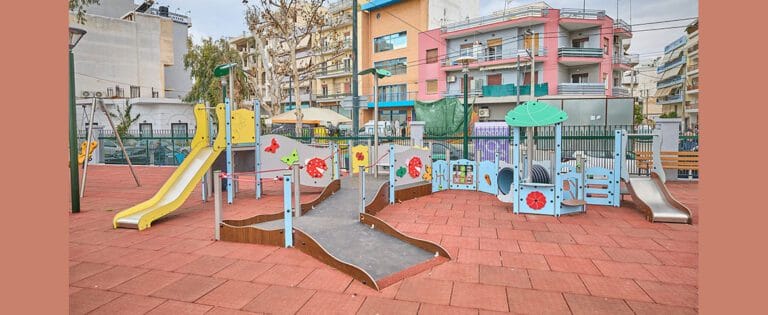 Νέα παιδική χαρά για παιδιά ΑμεΑ στην πλατεία Γ. Γεννηματά στα Καμίνια