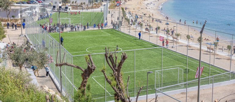 Μοναδικό θέαμα στο 1ο τουρνουά ποδοσφαίρου από τις Ακαδημίες της πόλης στις εορταστικές δράσεις για τα 100 χρόνια του Ολυμπιακού