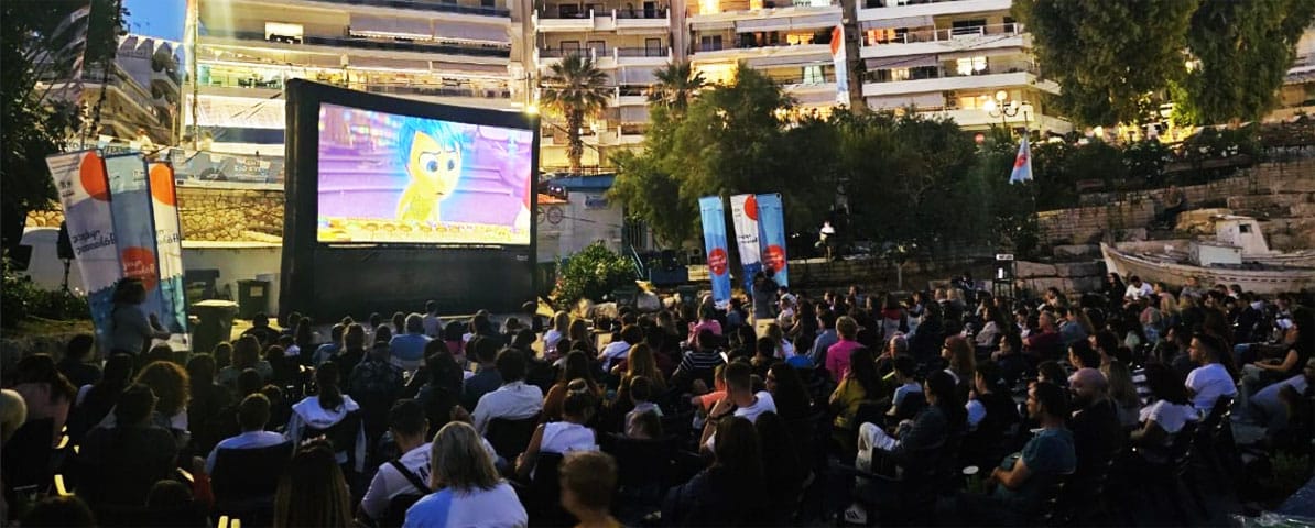 Καλοκαιρινές μαγευτικές στιγμές στο «Σινεμά στη Θάλασσα» στον Όρμο της Αφροδίτης στην Πειραϊκή