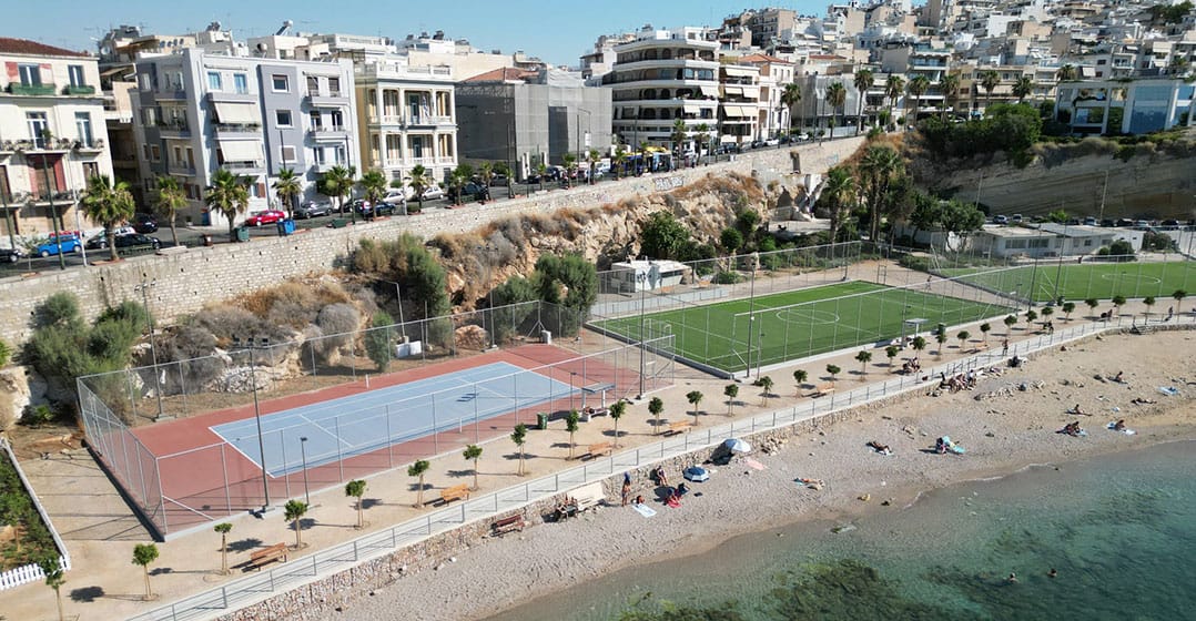 Νέα εποχή για τα Βοτσαλάκια: Ο Πειραιάς απέκτησε μια παραλία-πρότυπο για άθληση, αναψυχή και ποιότητα ζωής!