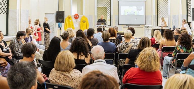 Τιμητική εκδήλωση για τους σχολικούς τροχονόμους του Δήμου Πειραιά στη Δημοτική Πινακοθήκη