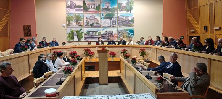 ΧΡΟΝΙΑ ΠΟΛΛΑ ΚΑΙ ΕΥΤΥΧΙΣΜΕΝΟ ΤΟ 2026 – Δήμος Καλλιθέας