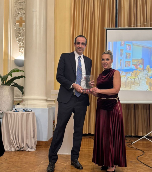 Βράβευση του Γρηγόρη Δημητριάδη από τον σύλλογο «Η Πίστη»