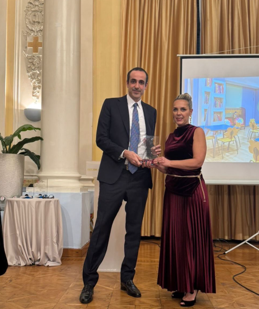 Βράβευση του Γρηγόρη Δημητριάδη από τον σύλλογο «Η Πίστη»