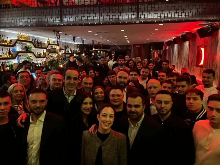 Στην κοπή πίτας της ΟΝΝΕΔ Αχαΐας ο Γρηγόρης Δημητριάδης – «Όταν η οικογένειά μας είναι ενωμένη, κάνει θαύματα» (video)