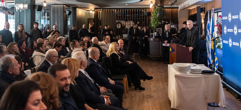 Ο Δήμαρχος Πειραιά Γιάννης Μώραλης στην εκδήλωση βραβεύσεων των κορυφαίων αθλητών για το 2025 του Ιστιοπλοϊκού Ομίλου Πειραιώς