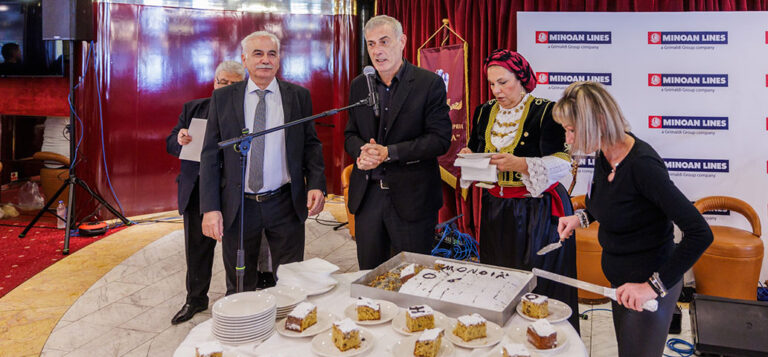 Ο Δήμαρχος Πειραιά Γιάννης Μώραλης σε ετήσιες εκδηλώσεις συλλόγων και φορέων της πόλης