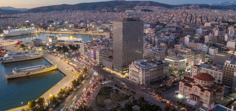 Ο Πειραιάς για πρώτη φορά στους κορυφαίους προορισμούς του κόσμου για solo ταξίδια