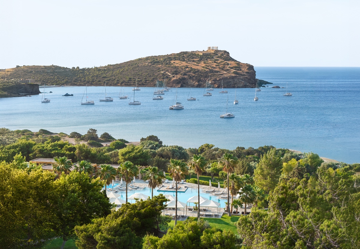 Πρωτομαγιά στο Σούνιο: Ιδανική απόδραση με δραστηριότητες για κάθε γούστο