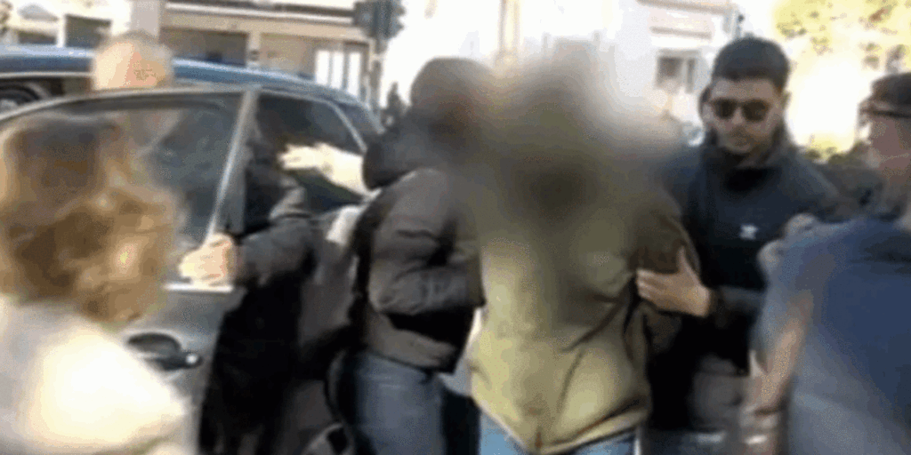 63cb8486-aae6-4e19-92ec-266b9b2a9220.gif