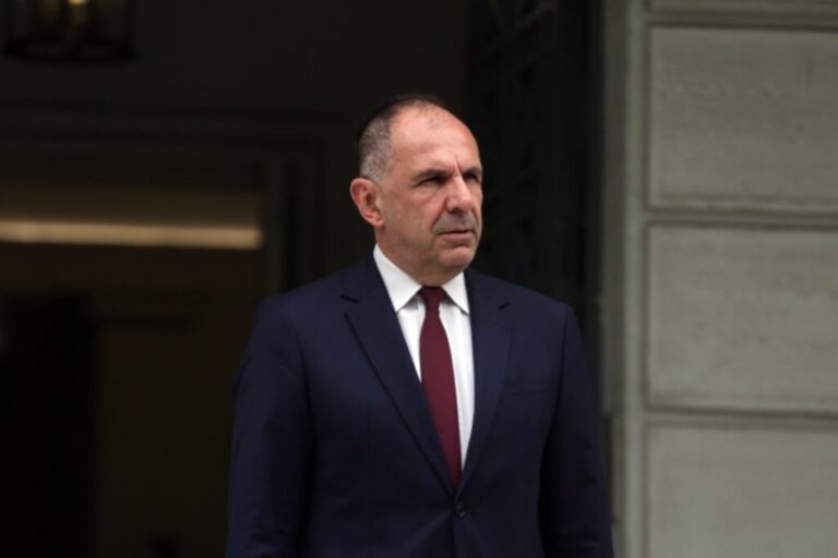 Ελλάδα-Τουρκία: Γεραπετρίτης για προφυλάκιση Ελλήνων στην Αγ. Σοφία – "Άμεσες ενέργειες"