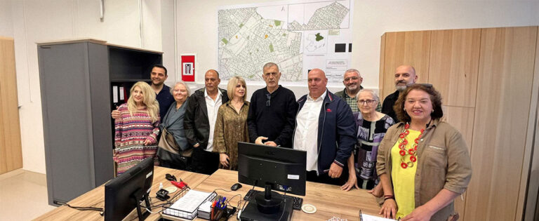 Σε νέο, πιο προσβάσιμο χώρο η Δ΄ Δημοτική Κοινότητα Πειραιά Έμφαση στην εξυπηρέτηση των πολιτών και στη βελτίωση της καθημερινότητας