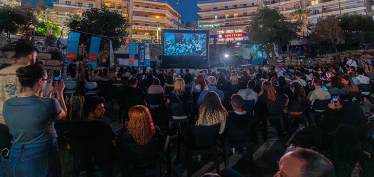 Η Πειραϊκή μετατράπηκε για δύο μαγευτικές βραδιές στο πιο ειδυλλιακό θερινό σινεμά της πόλης