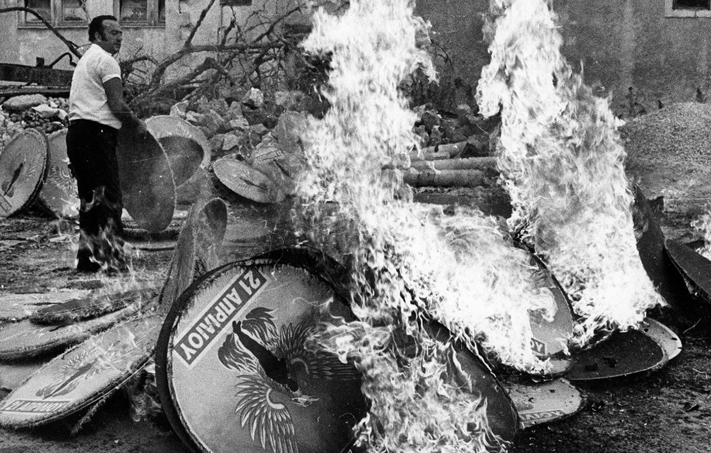 24 Ιουλίου 1974: Ημέρα Αποκατάστασης της Δημοκρατίας – Το τέλος της Χούντας
