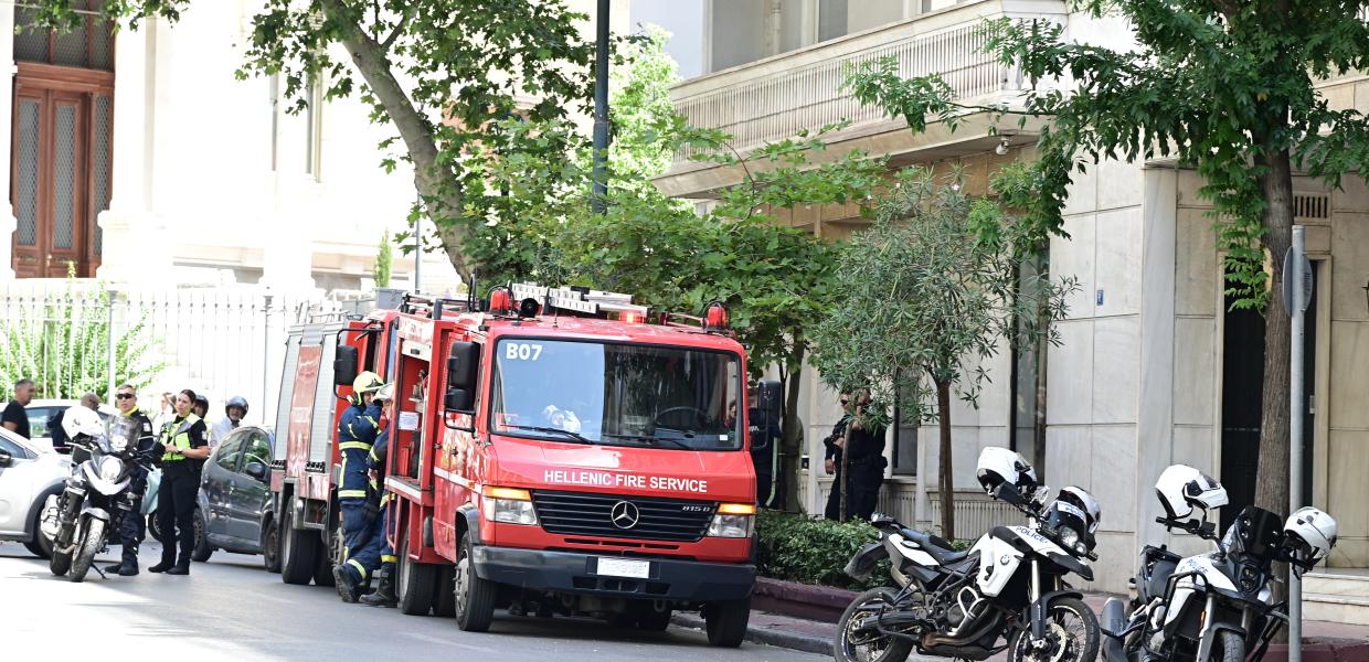 Συναγερμός στη Γαλλική Πρεσβεία: Έλεγχος για απειλή βόμβας, διακοπή κυκλοφορίας
