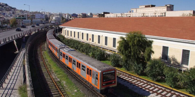 Επιστολή του Δημάρχου Πειραιά στον Πρωθυπουργό για την υπογειοποίηση των Γραμμών του ΗΣΑΠ «Ένα έργο στρατηγικής σημασίας για τον Πειραιά, την Αττική και τη χώρα»
