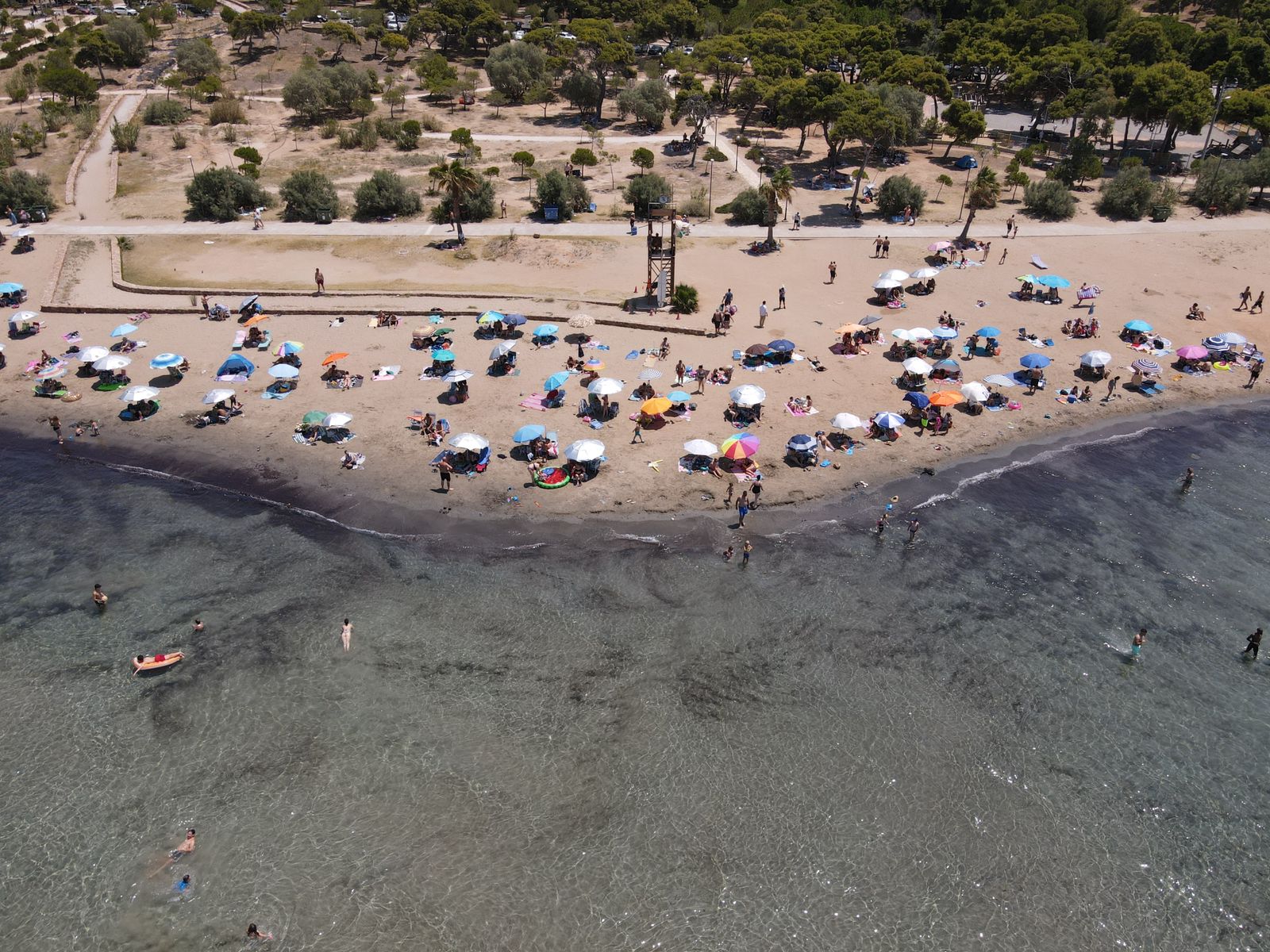 Ανακαλύψτε 5 Παραλίες στα Νότια Προάστια: Η Όαση Κοντά στην Καρδιά της Αθήνας