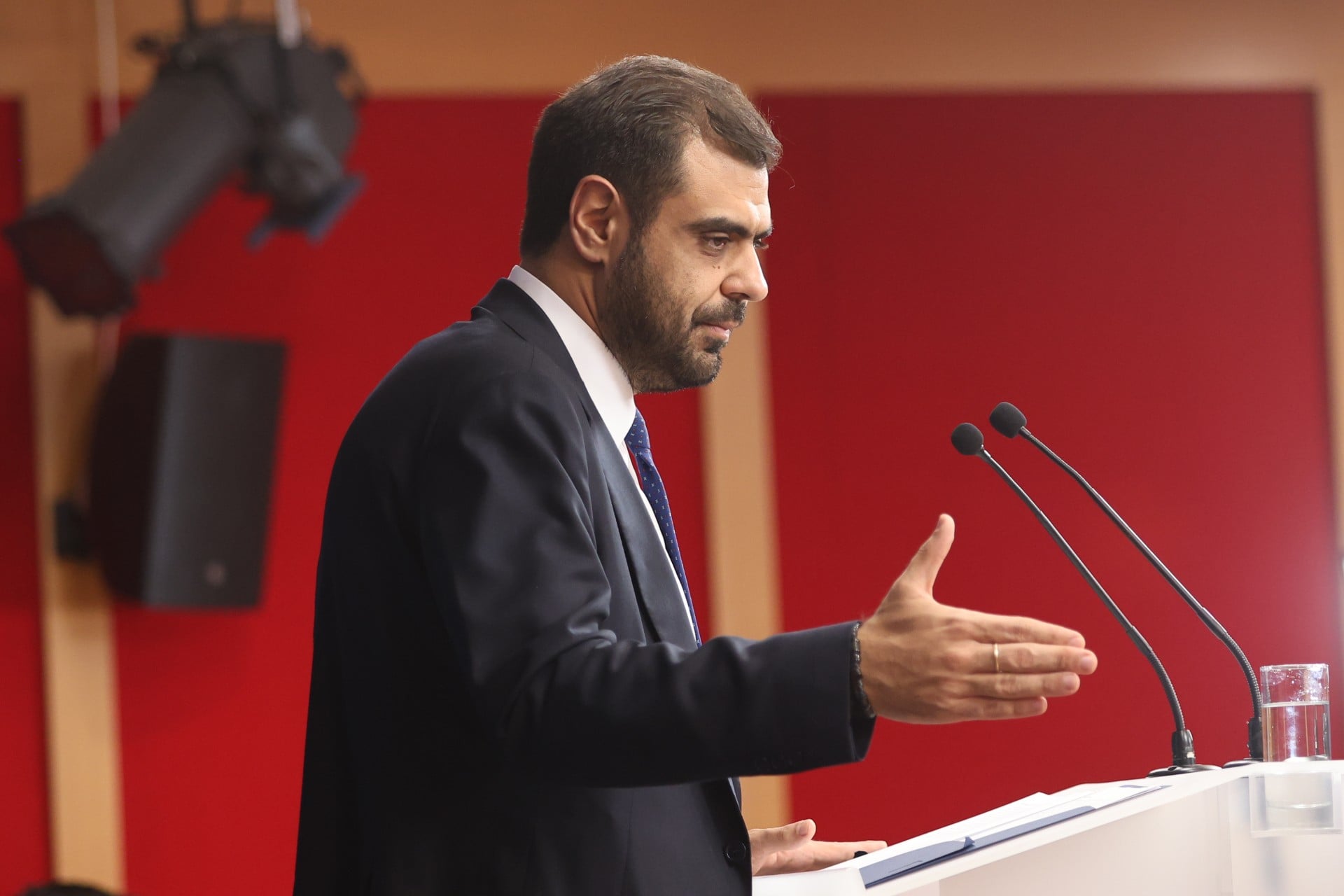 Μόνιμα μέτρα στήριξης στη ΔΕΘ: Μαρινάκης αποκαλύπτει την κυβερνητική στρατηγική