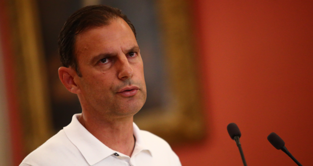 Τέλος η συνεργασία: Ο Έλληνας τεχνικός αποχωρεί από τη Ρίο Άβε