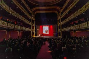 Μώραλης για Γαβαλά: «Η Γέννηση ενός Θρύλου» γεμίζει το Δημοτικό Θέατρο Πειραιά