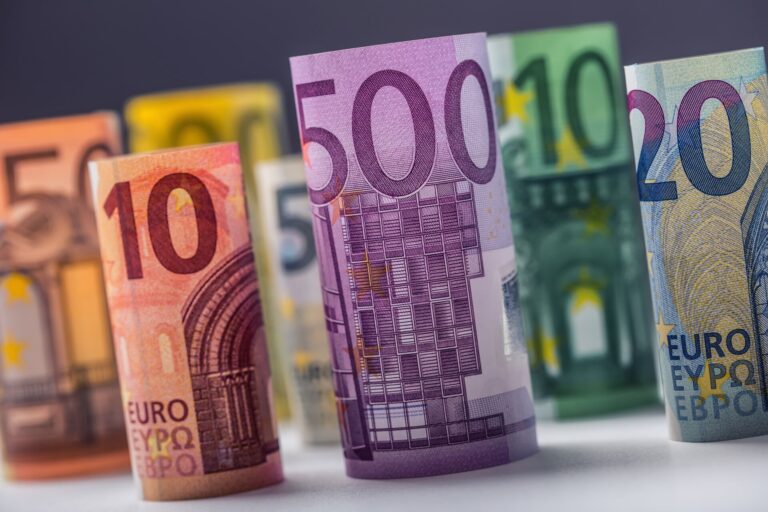 Δημόσιο: Στο 2,8 δισ. ευρώ οι απλήρωτες οφειλές – Ανησυχία για την αύξηση