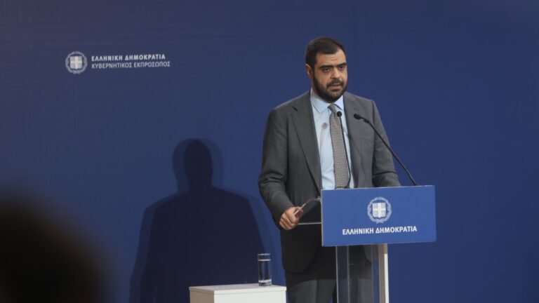 Μαρινάκης: "Αθώος ο Τριαντόπουλος" – Άρνηση Παρεμβάσεων στη Δικαιοσύνη