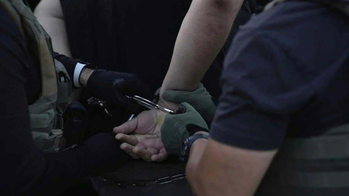 Γυναικολόγος Συνελήφθη για Παιδική Πορνογραφία στην Αττική