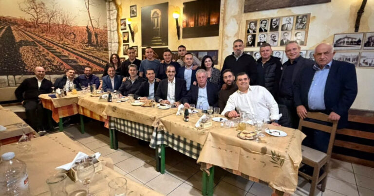 Γρηγόρης Δημητριάδης: Συνάντηση με στελέχη της ΝΔ και της ΟΝΝΕΔ στην Καλλιθέα